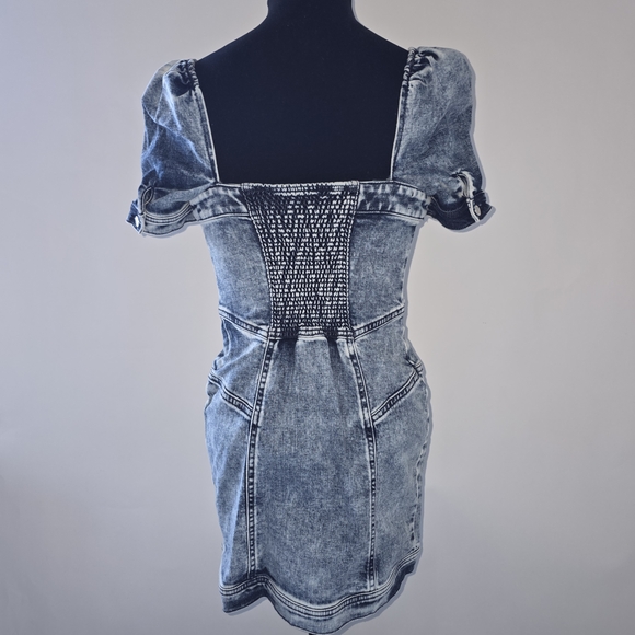 Retrofête Janie Washed Denim Mini Dress Women’s Small - Picture 7 of 10